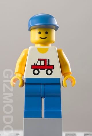 Illustration for article titled Exclusive: The Evolution of the Minifig